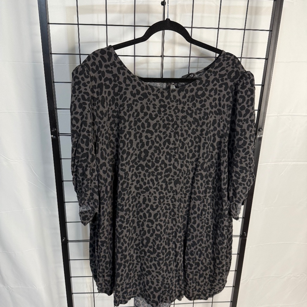 Torrid 6X Leopard Print Short Sleeve Top